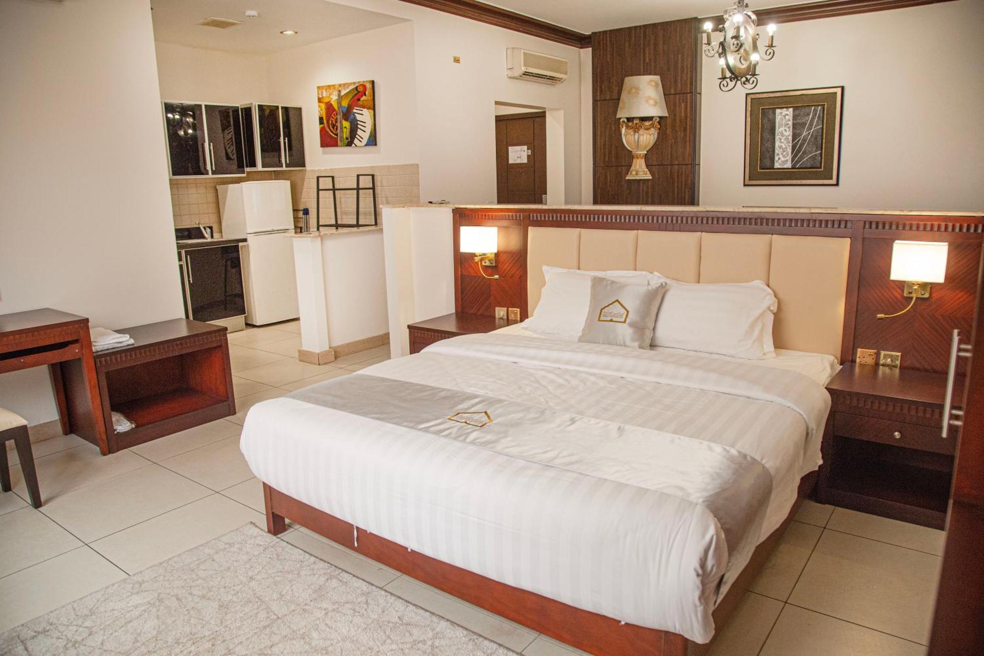 Orans Suites 2 Джеда Екстериор снимка