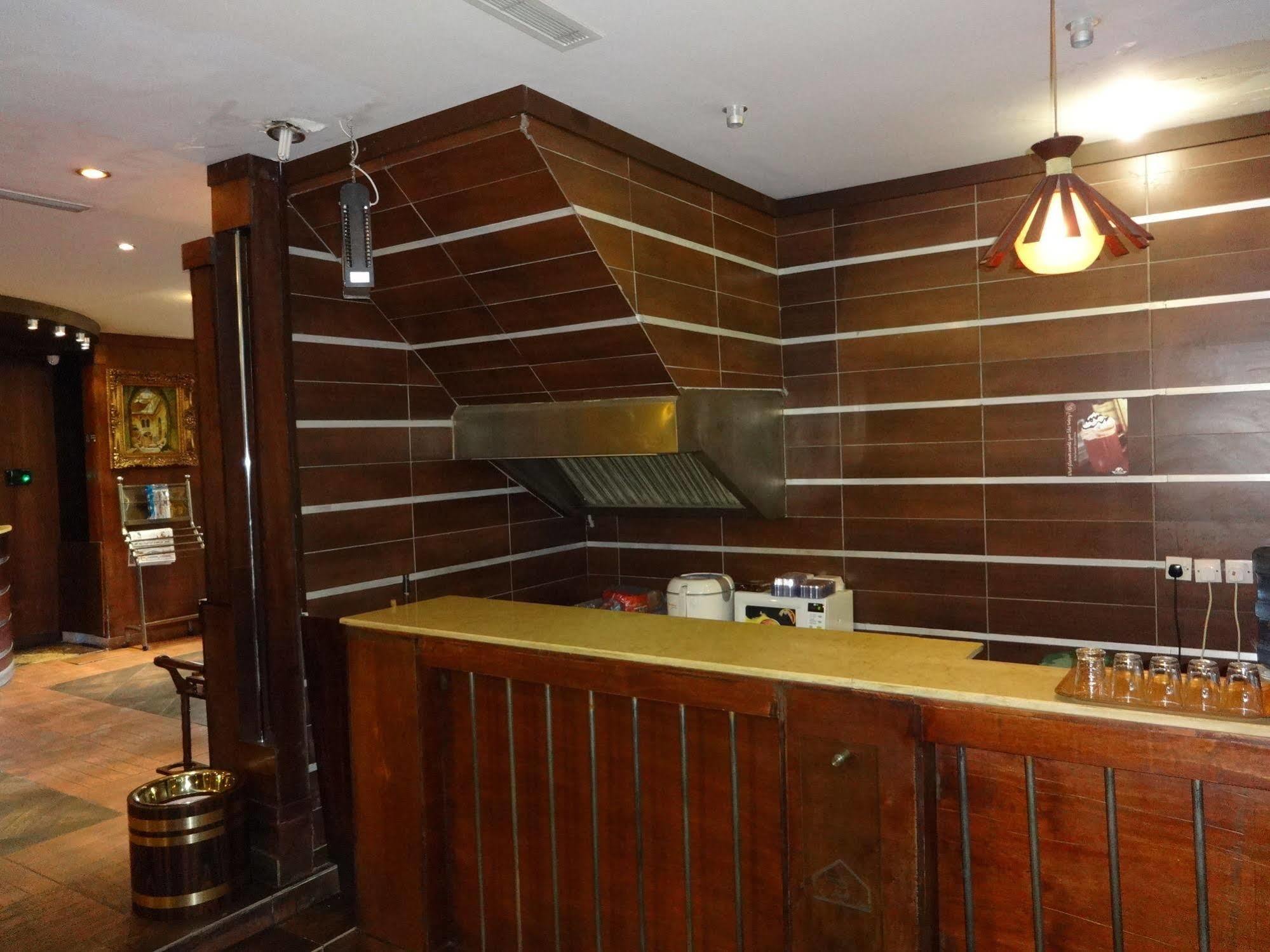 Orans Suites 2 Джеда Екстериор снимка